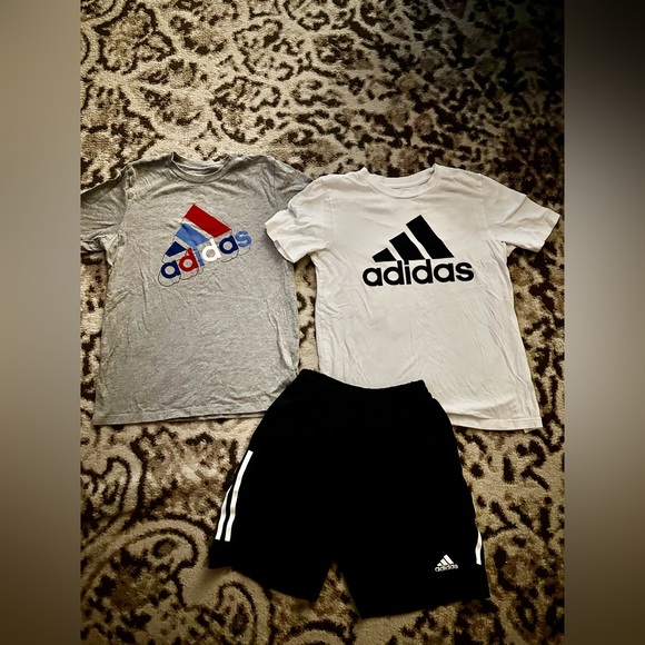 Boys Adidas Set. Size Medium. ❤️💙🤍 - Picture 4 of 4
